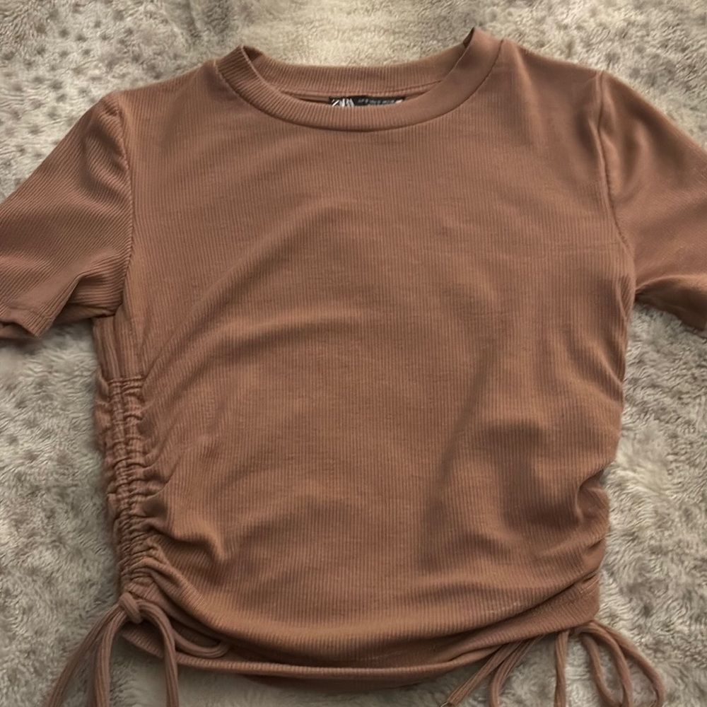 Zara Ruched Short Sleeve Top - Picture 2 of 2